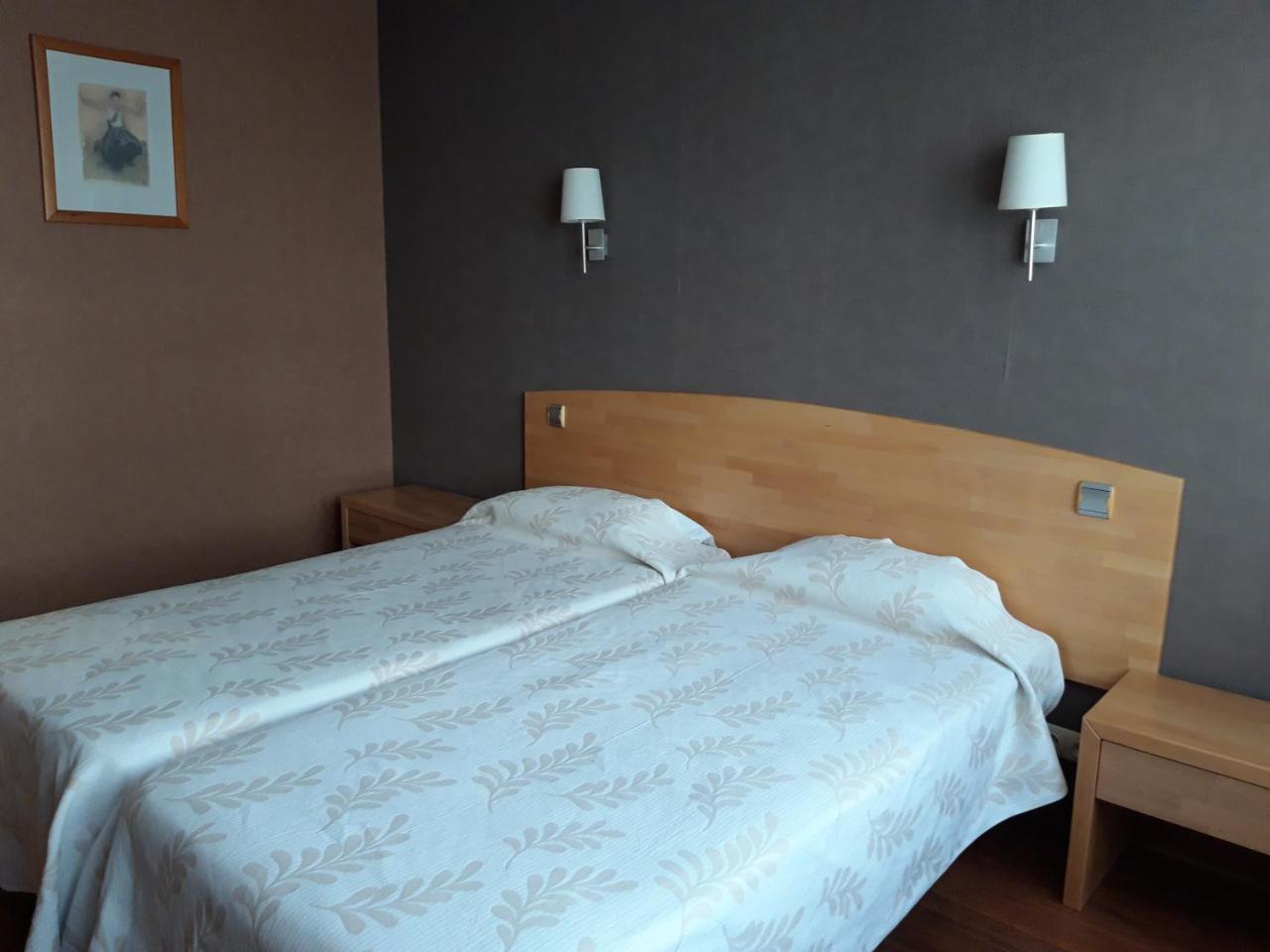 Hotel La Guimbarde Morteau Ngoại thất bức ảnh