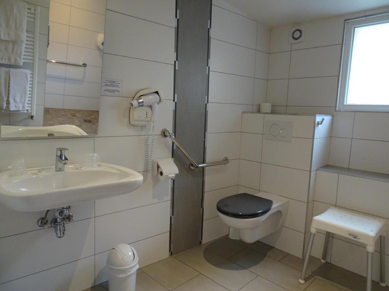 Hotel La Guimbarde Morteau Ngoại thất bức ảnh